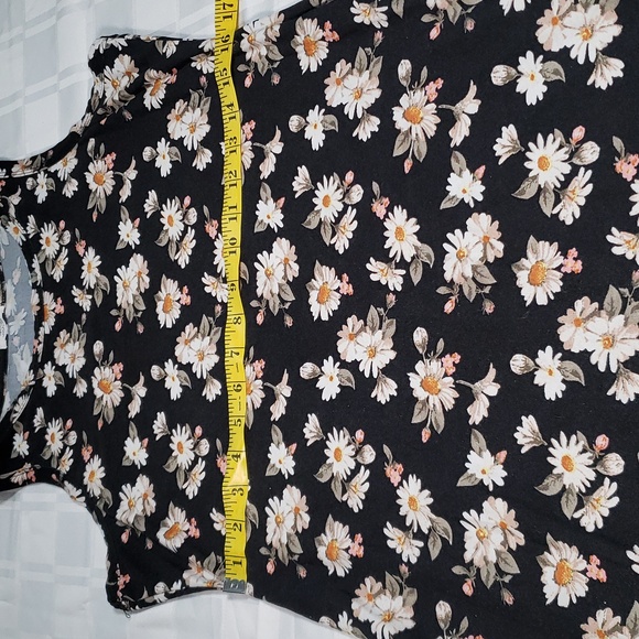 🧑🎄10/10🧑🎄🌼Ardene racer back soft daisy dress in xl🌼 - Picture 5 of 7